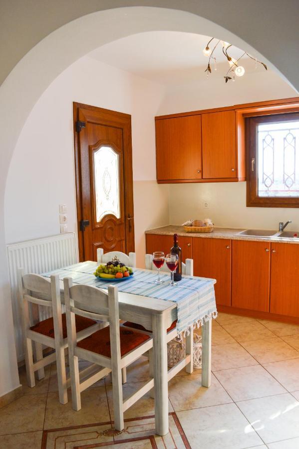 Villa Iokasti Plaka  Luaran gambar